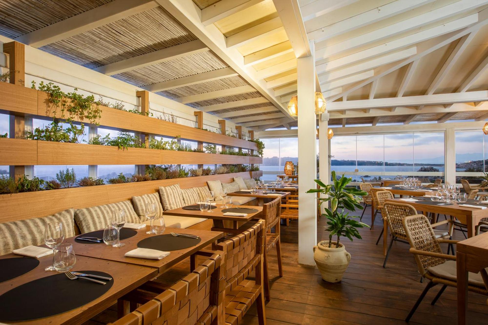 Hotel Mangia'S Santa Teresa Sardinia, Curio Collection By Hilton Santa Teresa Gallura Exterior foto