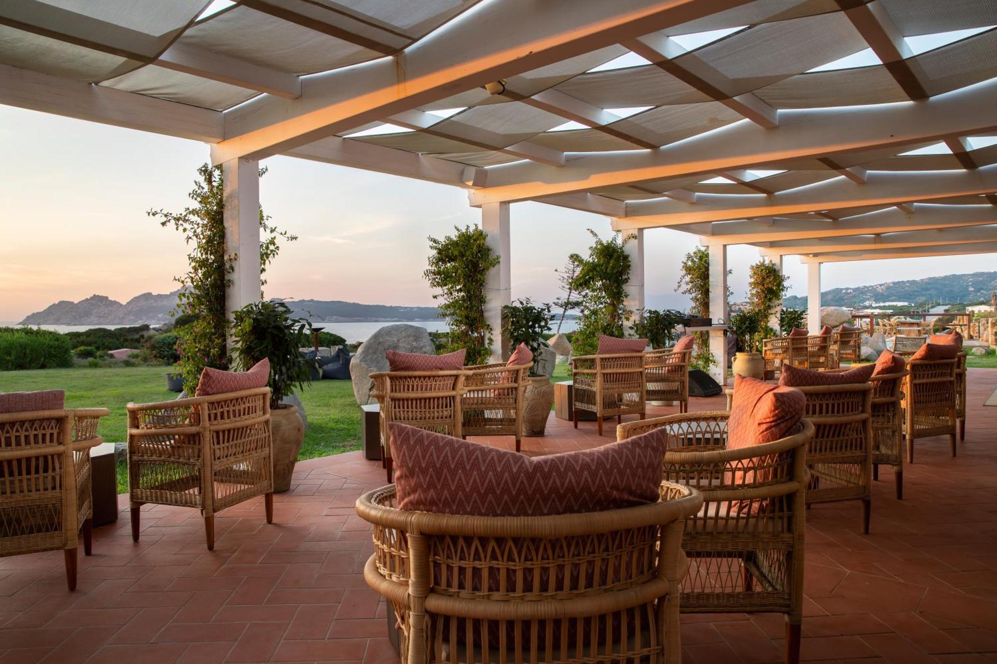 Hotel Mangia'S Santa Teresa Sardinia, Curio Collection By Hilton Santa Teresa Gallura Exterior foto