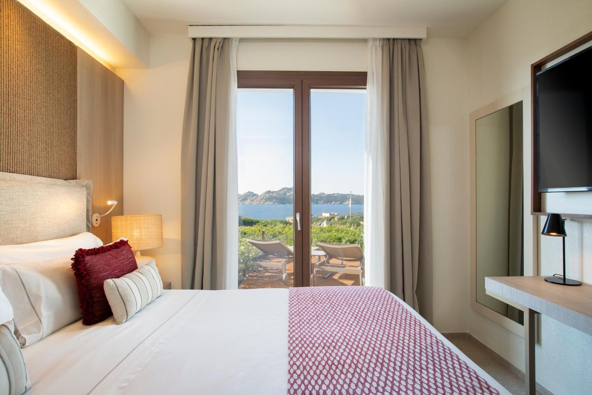 Hotel Mangia'S Santa Teresa Sardinia, Curio Collection By Hilton Santa Teresa Gallura Exterior foto