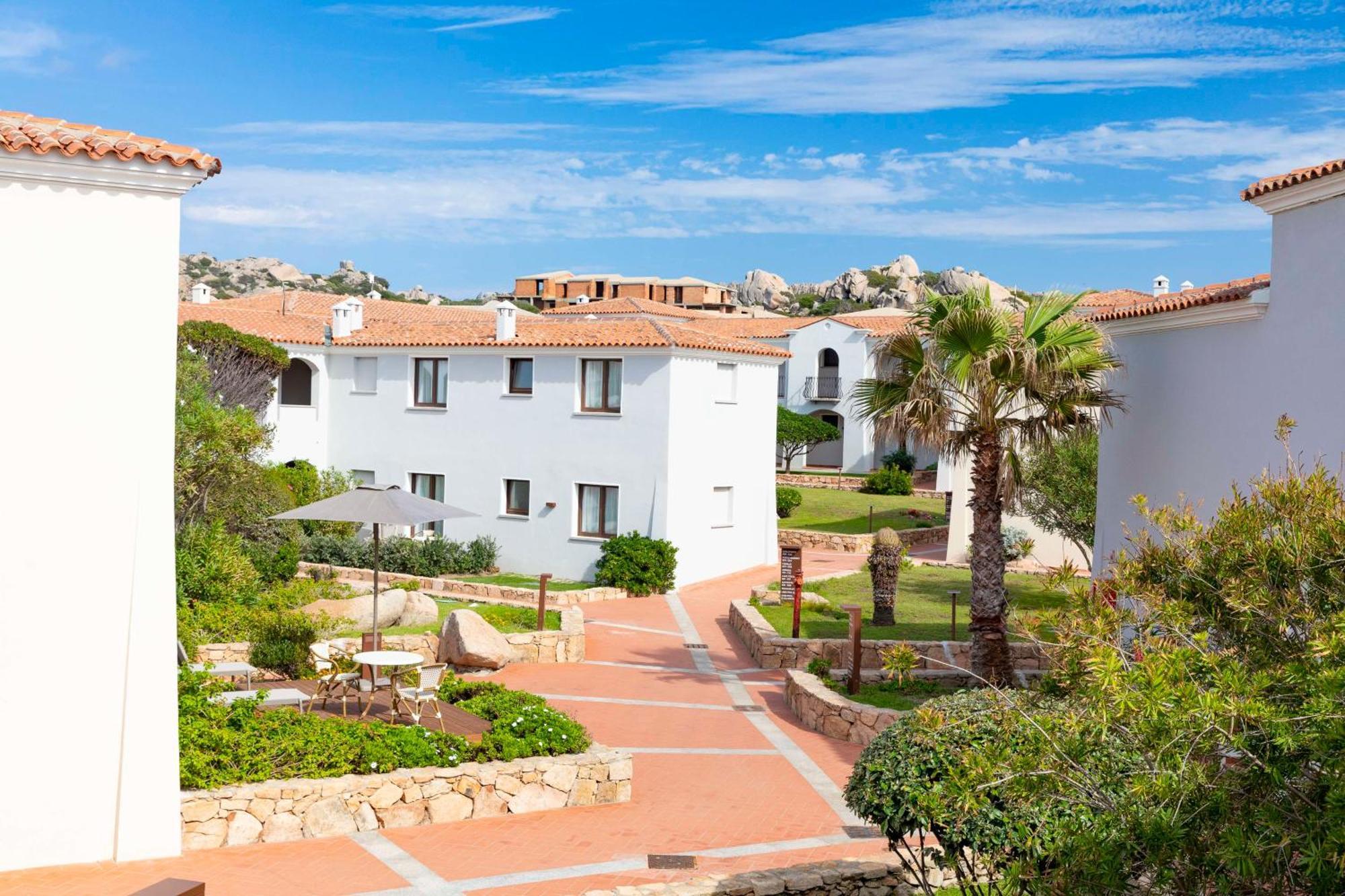 Hotel Mangia'S Santa Teresa Sardinia, Curio Collection By Hilton Santa Teresa Gallura Exterior foto