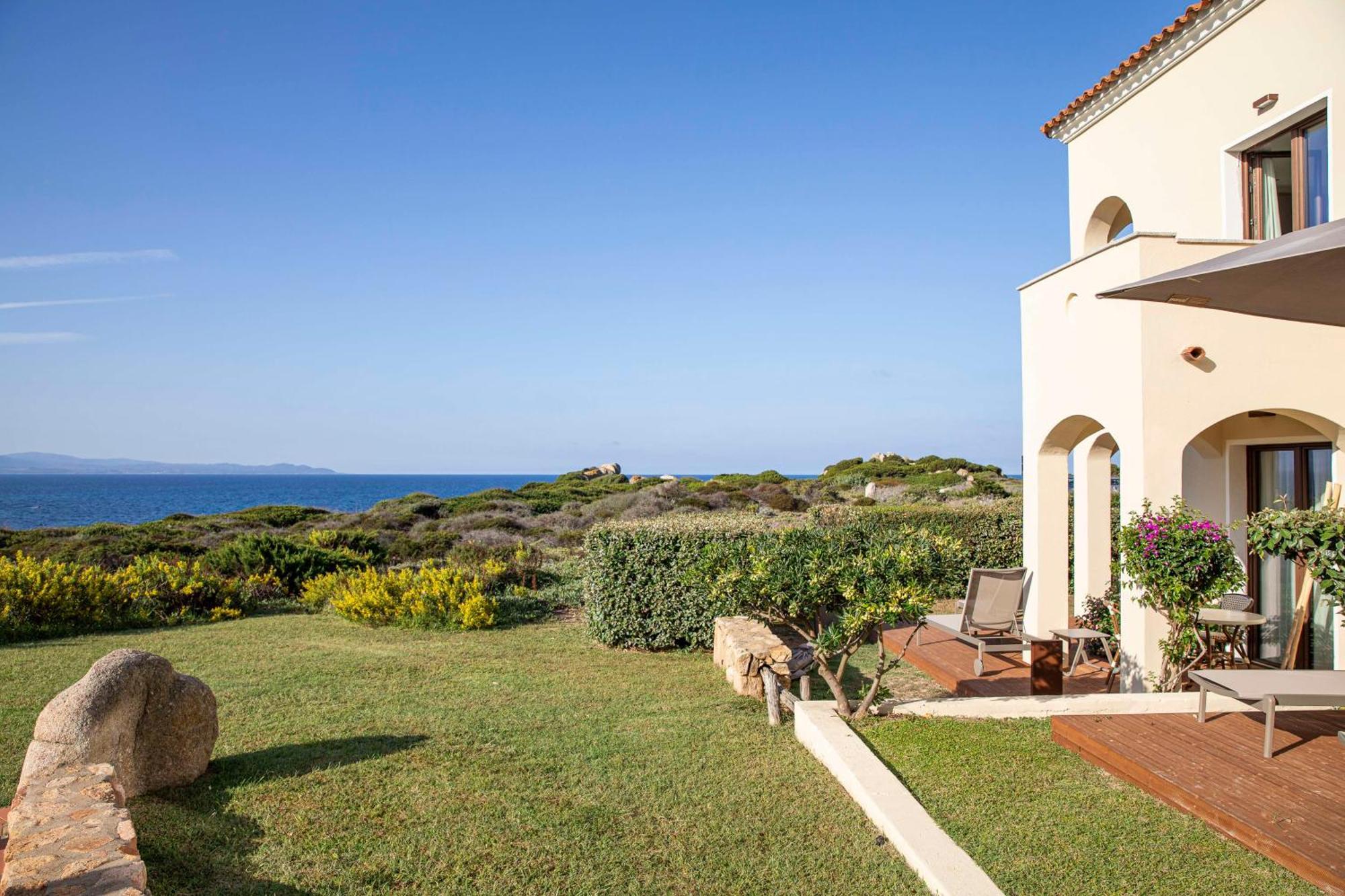 Hotel Mangia'S Santa Teresa Sardinia, Curio Collection By Hilton Santa Teresa Gallura Exterior foto
